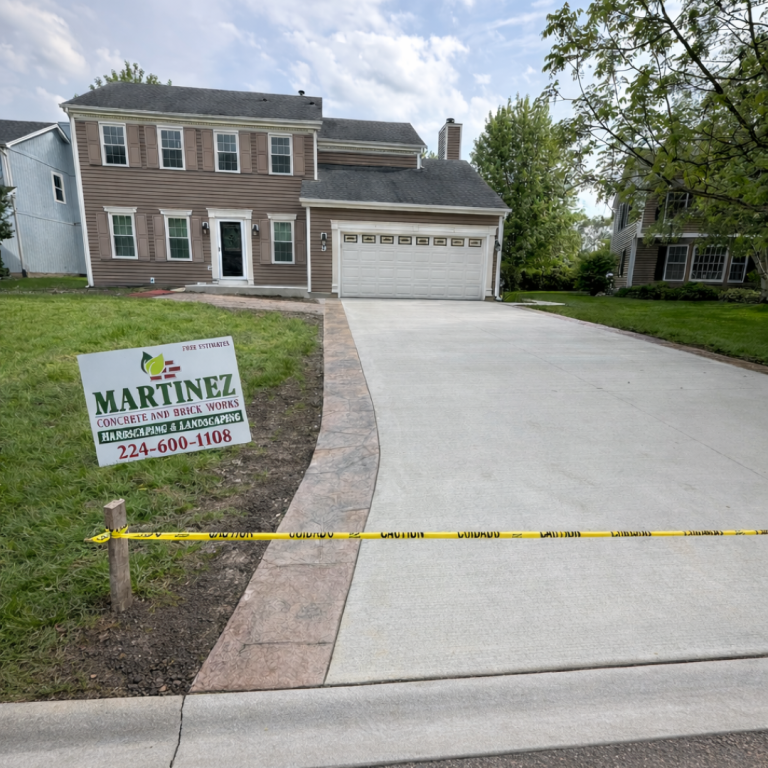 paver driveways in Pleasant Prairie, brick paver driveway installation, custom driveway design Pleasant Prairie